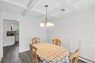 23 Carpenter Ln, Hauppauge, NY 11788 - Photo 6