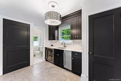 211 Strawtown Road, West Nyack, NY 10994 - Photo 22