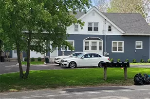 37 Maplewood Rd, Huntington Station, NY 11746 - Photo 8