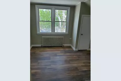 37 Maplewood Road #4, Huntington Station, NY 11746 - Photo 6