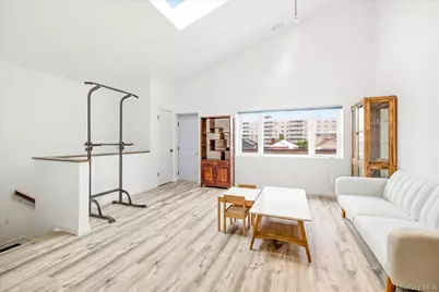 537 E Broadway #201, Long Beach, NY 11561 - Photo 14