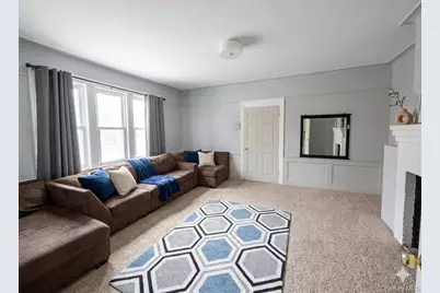 8735 165th Street, Jamaica, NY 11432 - Photo 4