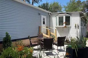 525/158 Riverleigh Ave, Riverhead, NY 11901 - Photo 10