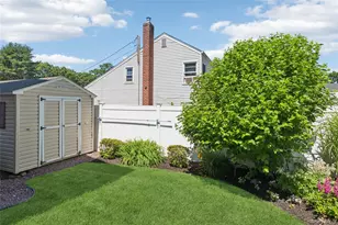 11 Barbara Rd, Ronkonkoma, NY 11779 - Photo 32