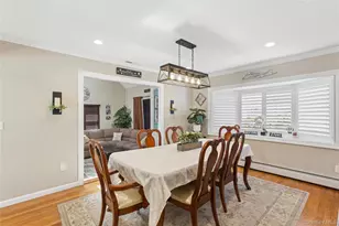 11 Barbara Rd, Ronkonkoma, NY 11779 - Photo 12