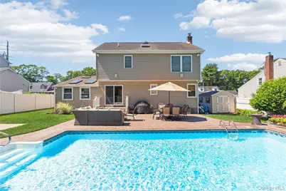11 Barbara Road, Ronkonkoma, NY 11779 - Photo 2