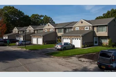 5000 Townhouse Drive #1505, Coram, NY 11727 - Photo 1