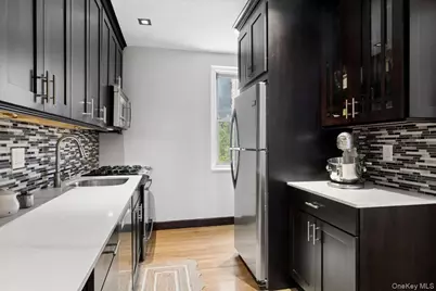 90 Bryant Avenue #2B- Dorset, White Plains, NY 10605 - Photo 8