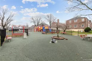 251-34 61st Ave, Little Neck, NY 11362 - Photo 22