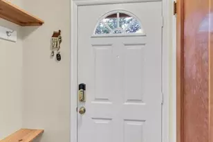 128 Stuart St, Lynbrook, NY 11563 - Photo 6
