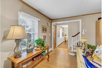 128 Stuart Street, Lynbrook, NY 11563 - Photo 18
