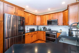 55 1st St, Pelham, NY 10803 - Photo 12