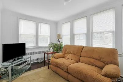 84 Lawrence Place, New Rochelle, NY 10801 - Photo 14