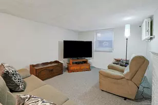 84 Lawrence Pl, New Rochelle, NY 10801 - Photo 22