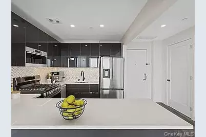 8811 179th Place #6F, Jamaica, NY 11432 - Photo 2