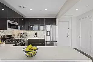 88-11 179th Pl, Jamaica, NY 11432 - Photo 2