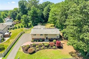84 Deltic Rd, New City, NY 10956 - Photo 2