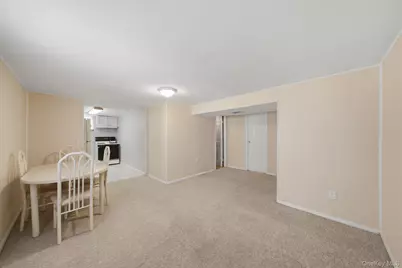 33 Wilshire Drive, North Babylon, NY 11703 - Photo 32