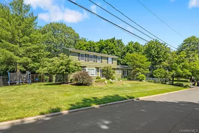 21 Ardsley Drive, New City, NY 10956 - Photo 2
