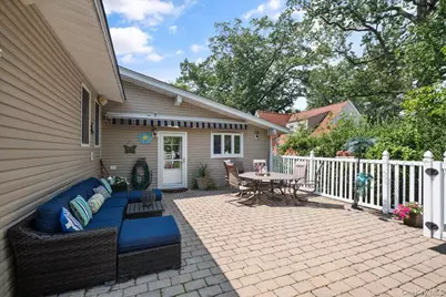 36 Shelburne Road, Yonkers, NY 10710 - Photo 32