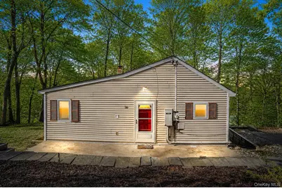 31 Paradise Hill, Highland Mills, NY 10930 - Photo 2