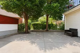 143-18 84th Ave, Briarwood, NY 11435 - Photo 32