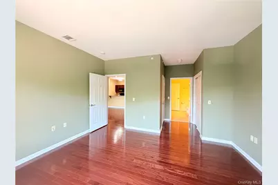 943 Tower Ridge Circle, Middletown, NY 10941 - Photo 4