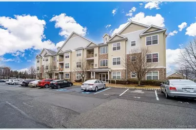 943 Tower Ridge Circle, Middletown, NY 10941 - Photo 1