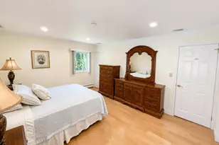 377 Old Courthouse Rd, Manhasset Hills, NY 11040 - Photo 26
