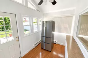 377 Old Courthouse Rd, Manhasset Hills, NY 11040 - Photo 12