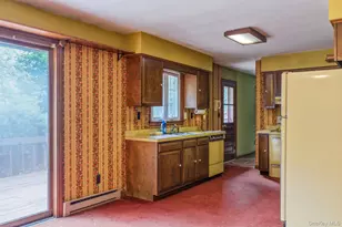 128 Hall Rd, Grahamsville, NY 12740 - Photo 10