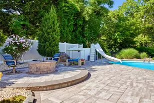 47 Grassland Cir, Mount Sinai, NY 11766 - Photo 32