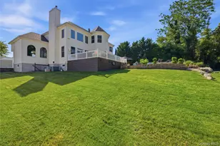 47 Grassland Cir, Mount Sinai, NY 11766 - Photo 40