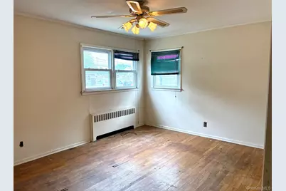 67 Maple Drive, Lindenhurst, NY 11757 - Photo 8