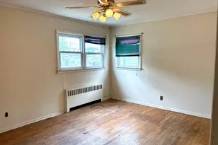 67 Maple Dr, Lindenhurst, NY 11757 - Photo 8