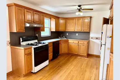 67 Maple Drive, Lindenhurst, NY 11757 - Photo 4