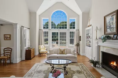 19 Cedarfield Lane, Westhampton, NY 11977 - Photo 8