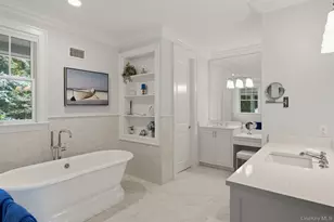 19 Cedarfield Ln, Westhampton, NY 11977 - Photo 20