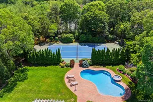 19 Cedarfield Ln, Westhampton, NY 11977 - Photo 34