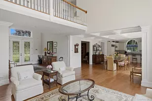 19 Cedarfield Ln, Westhampton, NY 11977 - Photo 10