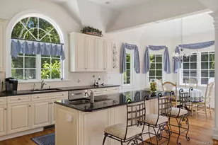 19 Cedarfield Ln, Westhampton, NY 11977 - Photo 16