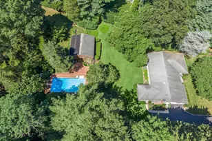 315 Laurel Ln, Syosset, NY 11791 - Photo 32