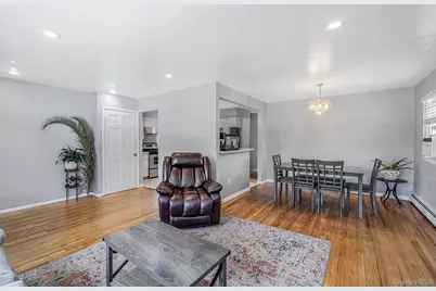 250 Church Street, Freeport, NY 11520 - Photo 8