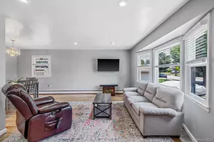 250 Church St, Freeport, NY 11520 - Photo 6