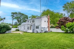 2 Bartel Dr, Greenlawn, NY 11740 - Photo 38