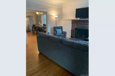 46 Orchard Street #B, Oyster Bay, NY 11771 - Photo 2