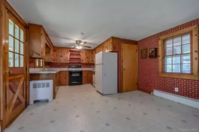 8 Carroll Street, Tillson, NY 12486 - Photo 14