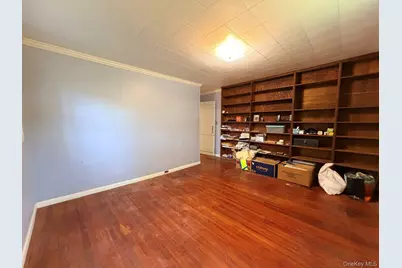 126 Eaton Lane, West Islip, NY 11795 - Photo 20