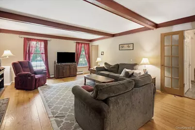 74 John Lane, Manorville, NY 11949 - Photo 6