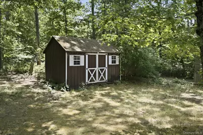74 John Lane, Manorville, NY 11949 - Photo 22